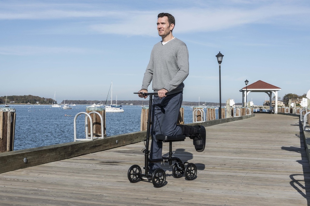 Steerable Folding Knee Walker Knee Scooter, Alternative to Crutches_image_19