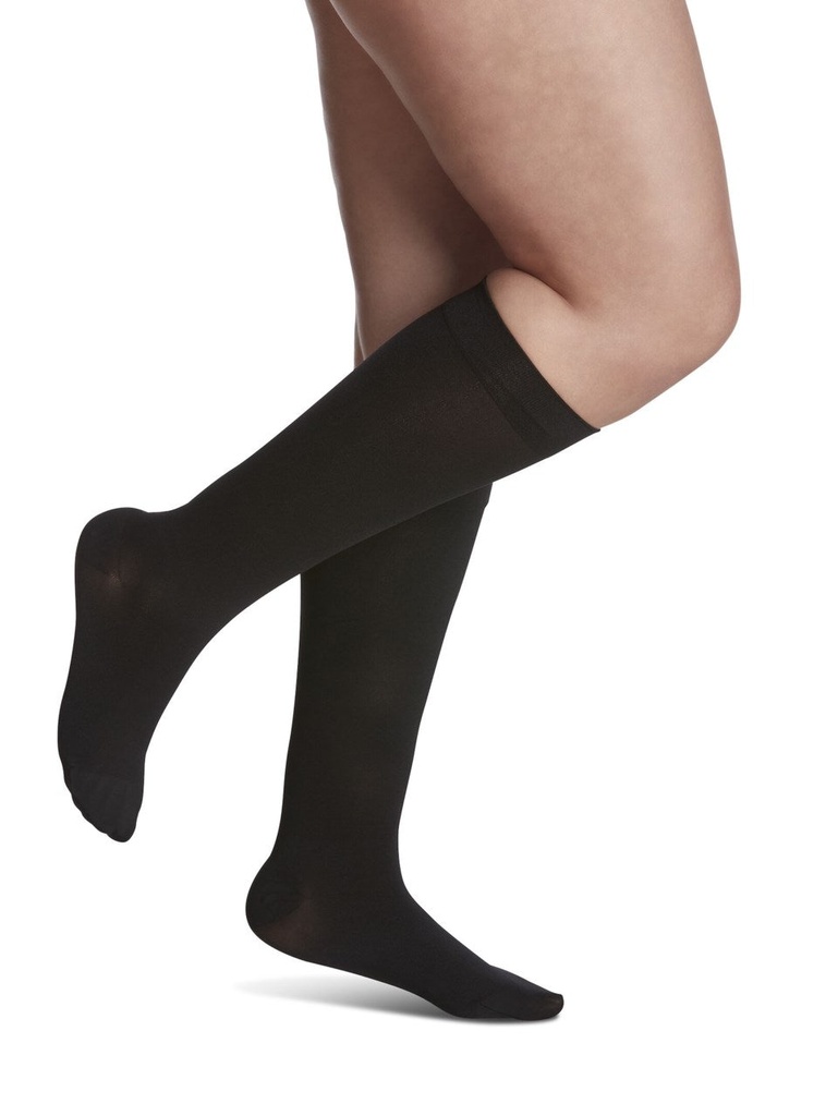 Sigvaris Soft Opaque - Knee-High w/Grip-Top (20-30mmHg)_gallery_14