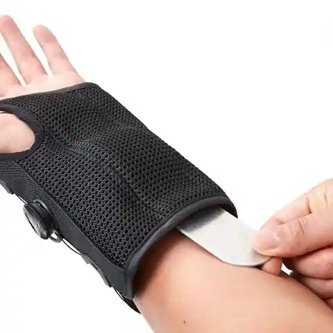 Ventilated Wrist Motion Control with Boa - Easy Way to the User to Adjust the Compression Power - Secure Stabilization & Immobilization_gallery_12