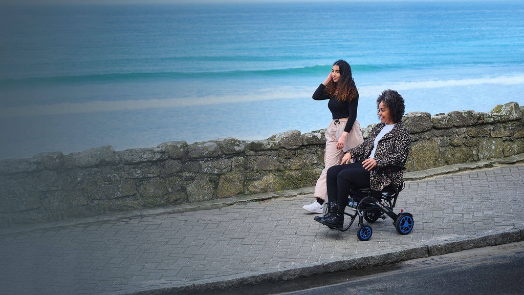 Sunrise Medical - Light weight Electric/POWER WHEELCHAIR - Q50 R Carbon_gallery_46